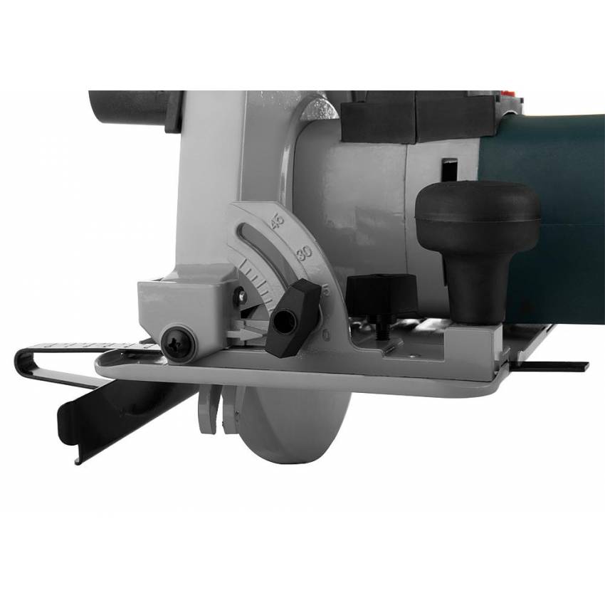 Циркулярная пила BauMaster CS-50200X